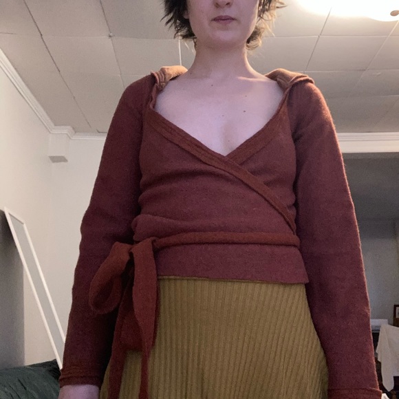 Wrap sweater - Picture 2 of 5